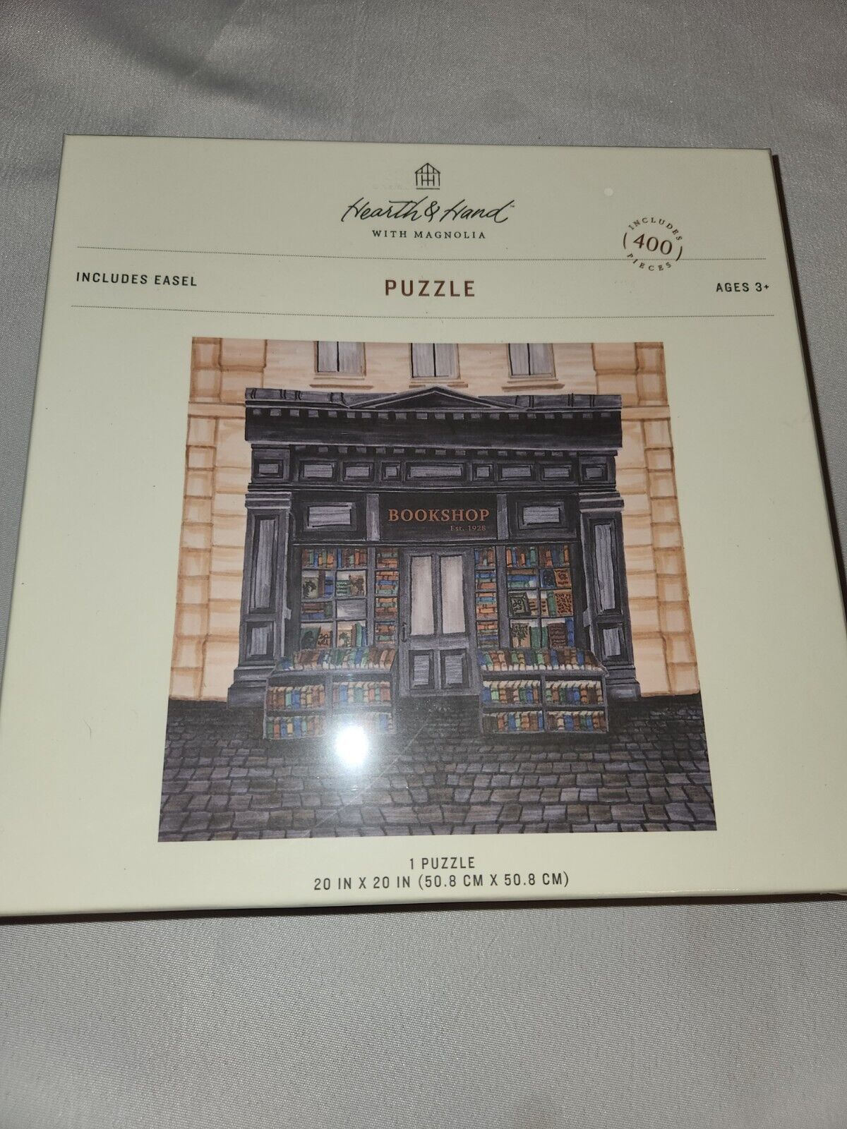 Hearth & Hand with Magnolia Bookshop Storefront 400pc Jigsaw Puzzle - slightly damaged box
