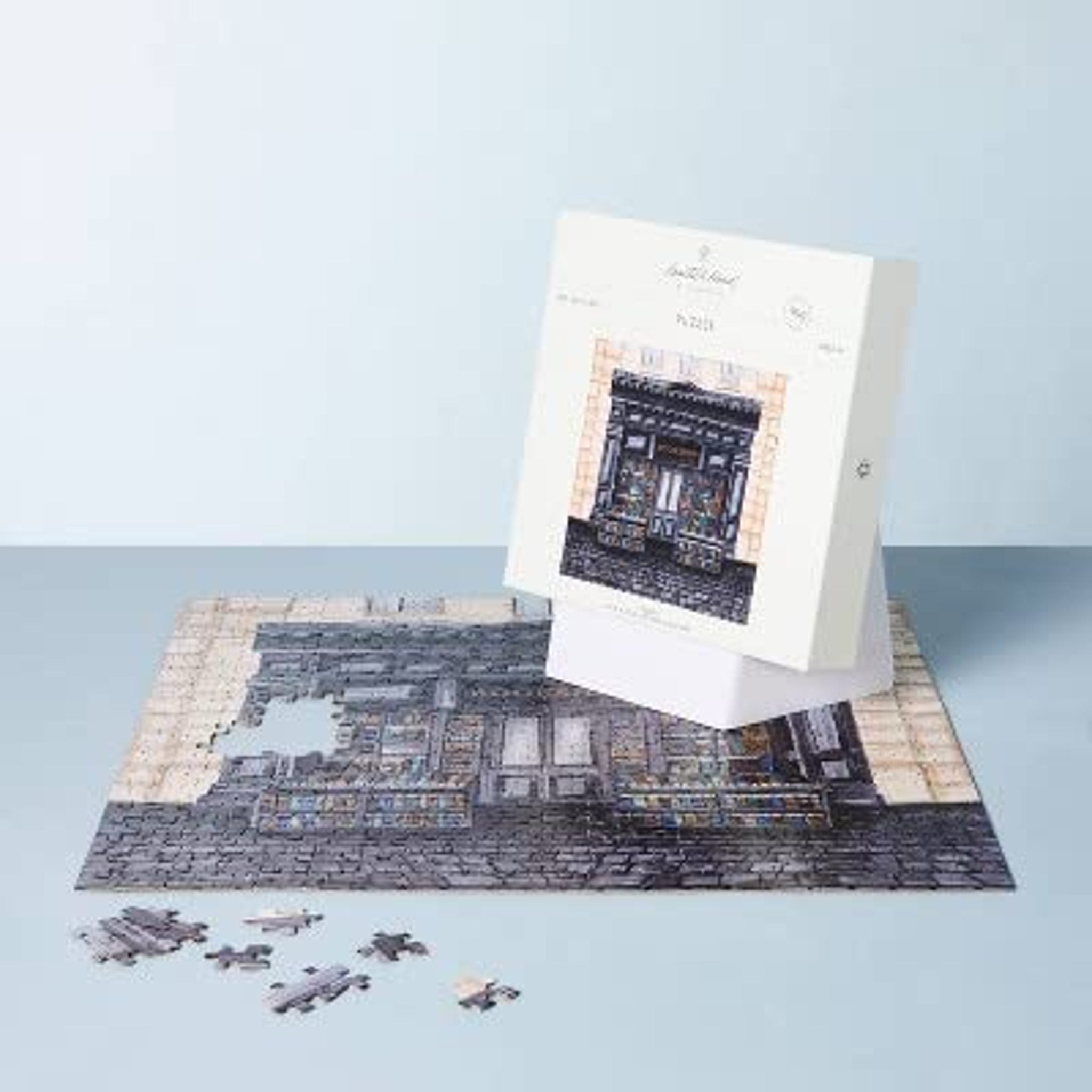 Hearth & Hand with Magnolia Bookshop Storefront 400pc Jigsaw Puzzle - slightly damaged box